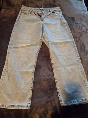 LOFT Women's Light Blue Straight Jeans